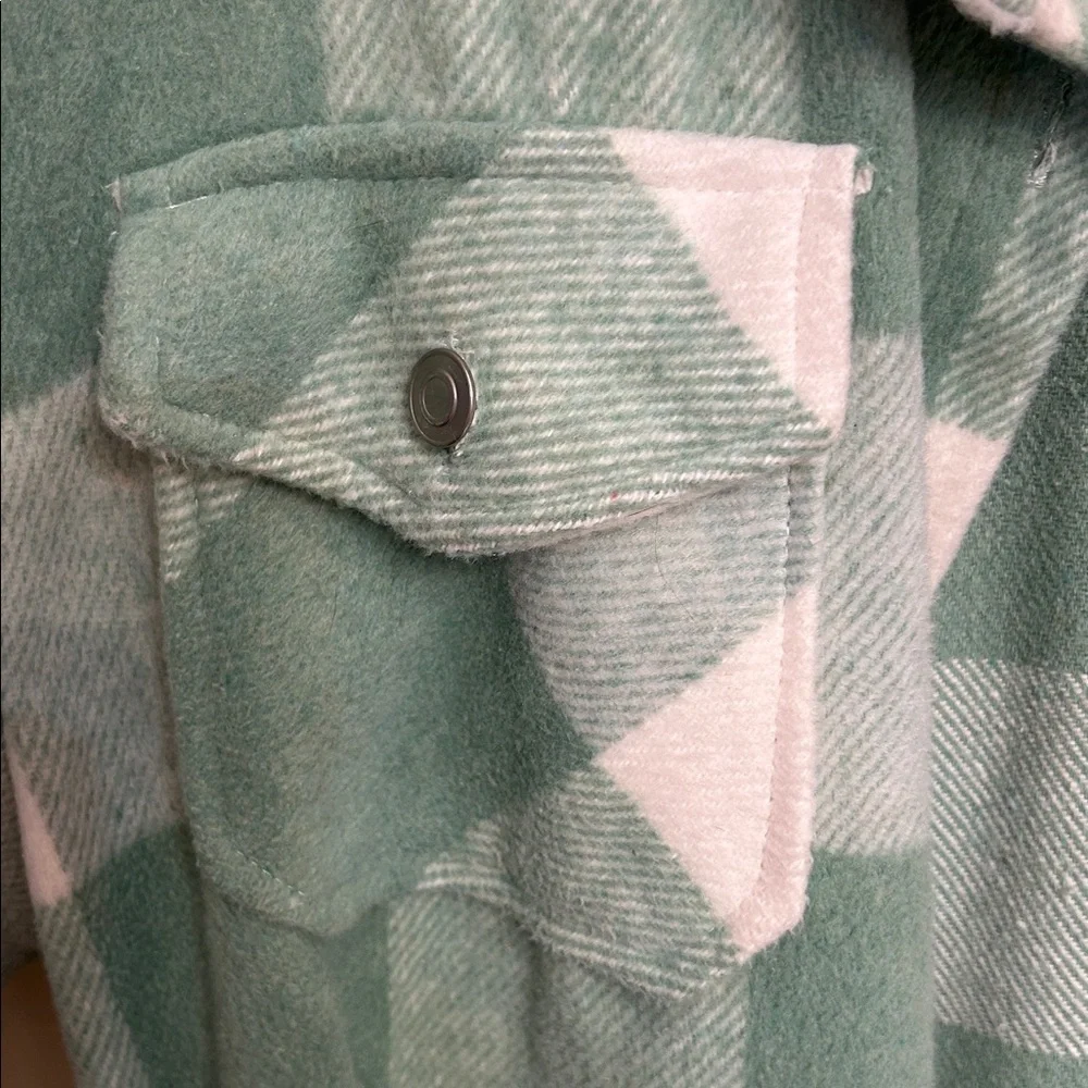 Mint Shacket - Picture 3 of 6